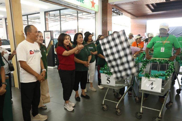 Ny. Ayu Kristi Arya Wibawa Hadiri Lomba Shopping Race dan Senam Sehat Bahagia Calon Pensiunan Pegawai OPD Pemkot Denpasar