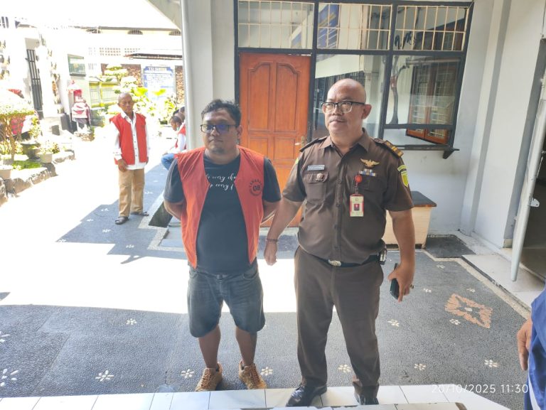 Buntut Permohonan Kasasi Ditolak, Kejari Buleleng Eksekusi Pelaku Pengerusakan Villa Di Bukti