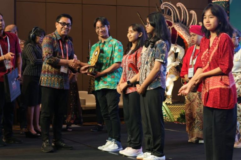 Jadi Pembicara Pada Youth SDGs Award Serangkaian Excom Meeting CityNet,  Wawali Arya Wibawa Gelorakan Local Wisdom Tri Hita Karana Dalam Pembangunan