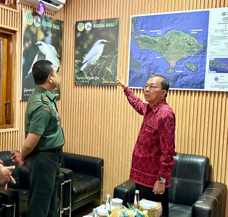 Gubernur Koster Dampingi Komisi IV DPR RI dan Menteri Kehutanan Bahas Repatriasi Satwa Liar di Bali