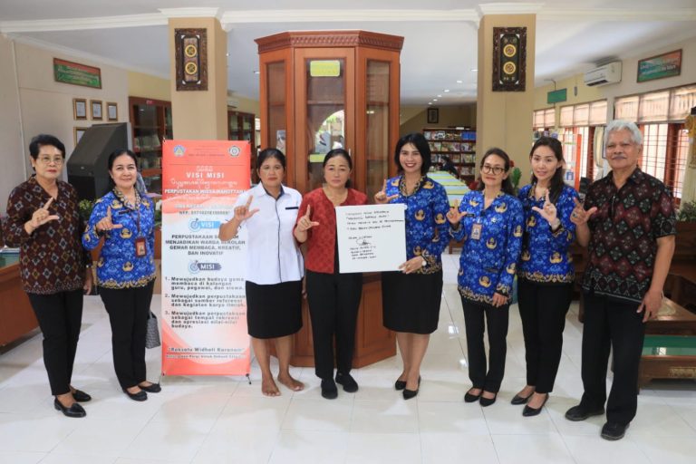 Bunda Literasi Ny. Antari Jaya Negara Apresiasi Pemilihan Duta Literasi Trisma, Harapkan Generasi Muda Denpasar Jadi Pelopor Budaya Literasi dan Bahasa Daerah