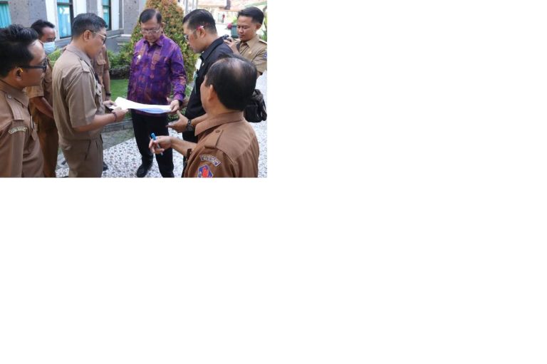 Segera Direnovasi, Bupati Sutjidra Amati Site Plan dan Gedung RSUD Buleleng