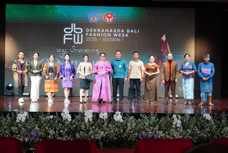 Ibu Putri Koster Saksikan DBFW 2025 Sesi Pertama Day-4