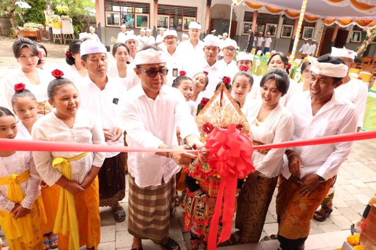SDN 3 Tonja Diresmikan, Walikota Jaya Negara Tunaikan Komitmen Peningkatan Infrastruktur Pendidikan Berkelanjutan