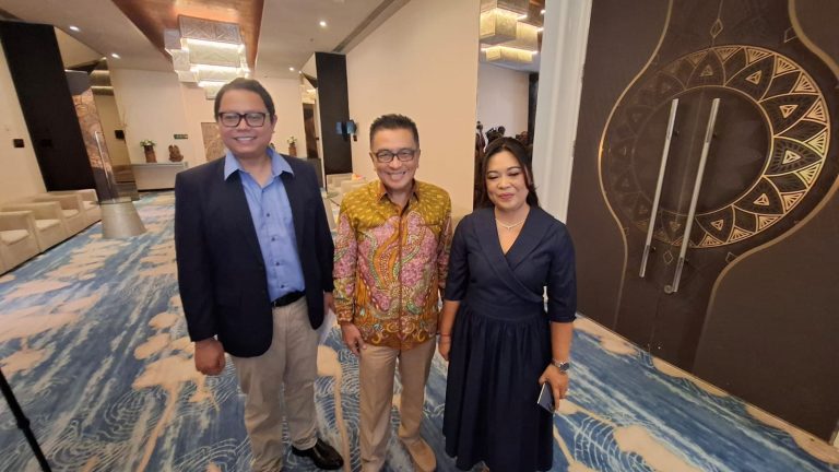 Generasi Bisnis Berganti, BPR Kertiawan Perkuat Edukasi Nasabah bersama Helmy Yahya