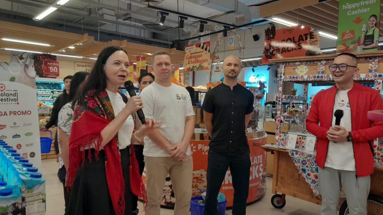 Poland Festival 2025 Pamerkan Jus dan Camilan Rendah Gula di Grand Lucky Sanur