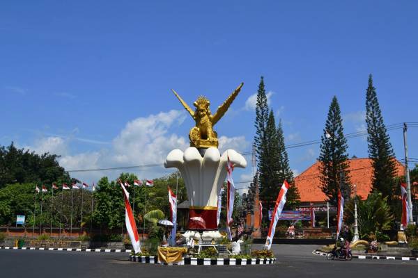Singaraja Bersolek, Siap Benahi Jaringan Listrik, Telkom Dan PDAM Bawah Tanah Di Kawasan Heritage
