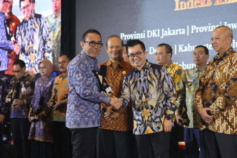 Raih Penghargaan Nasional Pengukuran IKK,  Wali Kota Jaya Negara Dorong Lahirkan Kebijakan Hadirkan Manfaat