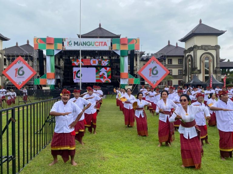 Badung Gelar Tari Janger Lansia Meriahkan HUT Ke-16 Kota Mangupura