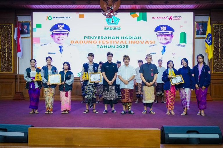 Bupati Serahkan Mangupura Award, Badung Festival Inovasi, dan Adi Karya Nugraha Tahun 2025