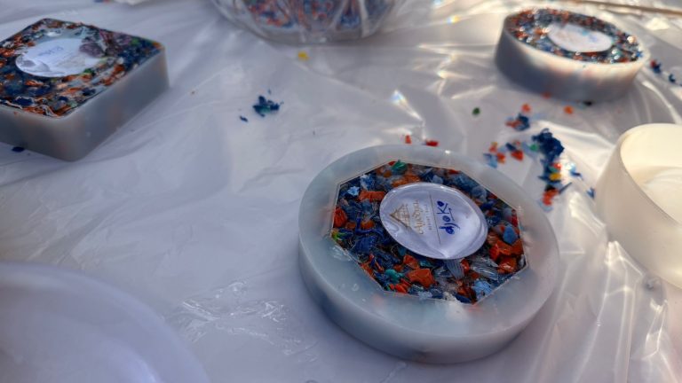 Ayodya Bali Ciptakan Solusi Upcycling Sampah Plastik di Pantai