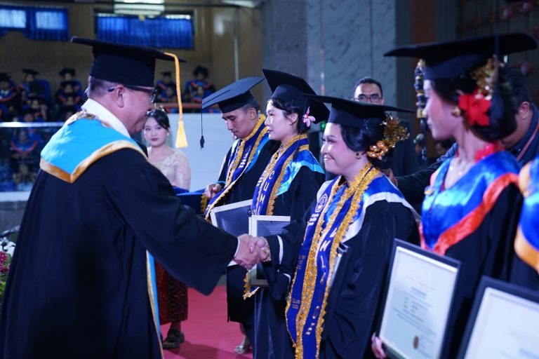 Undiksha Gelar Wisuda ke-78: Diikuti Seribuan Wisudawan, Jejak Internasional Menguat