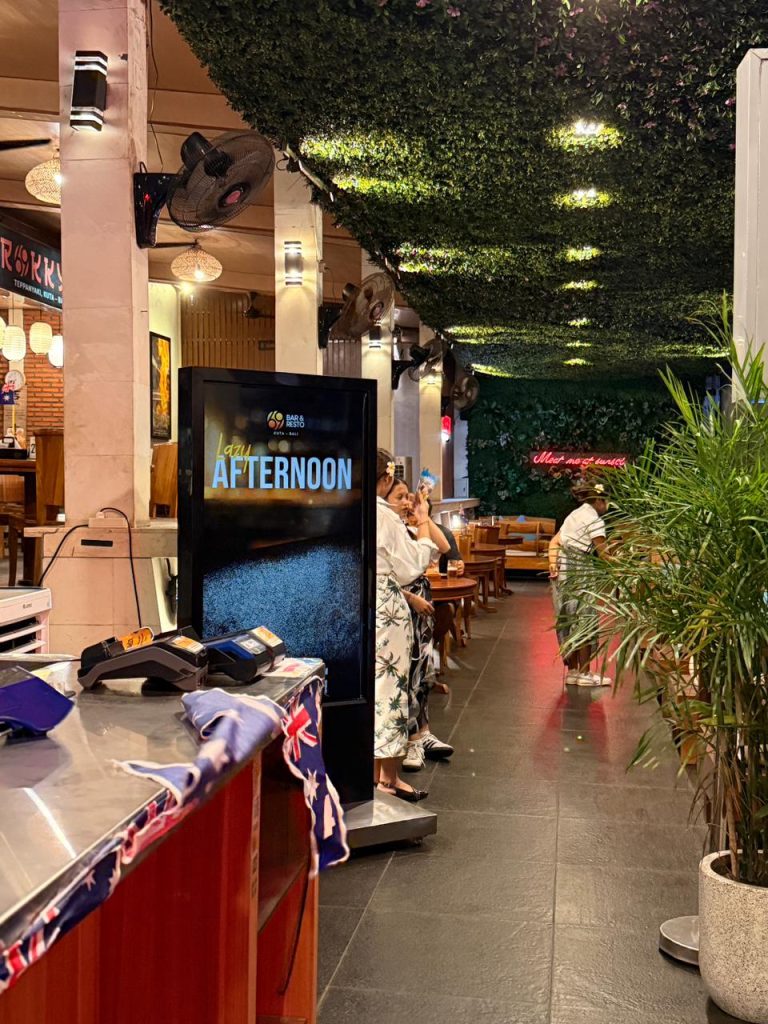 69 Bar and Resto Rayakan Australian Day Lewat BBQ & Beer Beach Bash di Pantai Kuta