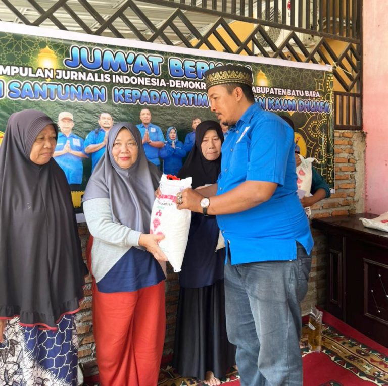 PJI-D Batu Bara Gelar Jumat Berkah, 50 Anak Yatim dan Kaum Duafa Terima Sembako dan Tali Asih