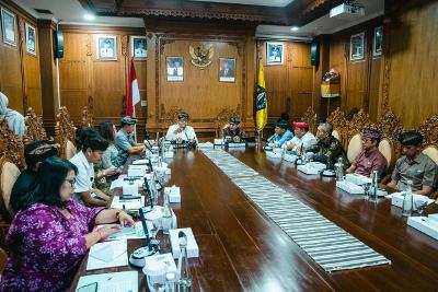 Jelang Ramadhan, Wabup Bagus Alit Sucipta Pastikan Stok Pangan Aman