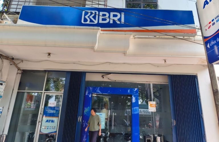 Layanan Terganggu di BRI Gajah Mada Jember, Dinilai Tak Sejalan dengan Ketentuan Otoritas Jasa Keuangan (OJK)