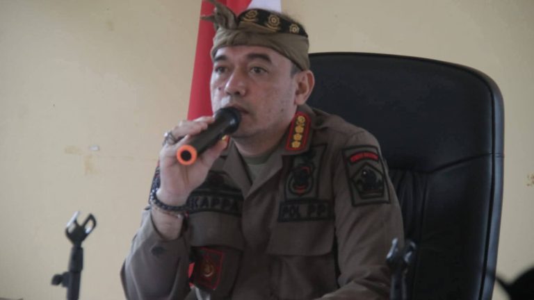 Gencarkan Sosialisasi Pengelolaan Sampah, Satpol PP Buleleng Luncurkan Poster Edukatif