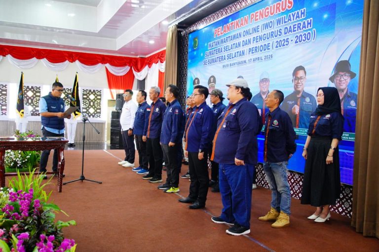 PW dan 5 PD se-Sumsel Resmi Dilantik, Yudhistira Ajak IWO Kontrol Lingkungan di Muba Sebagai Kawasan Tambang Minyak