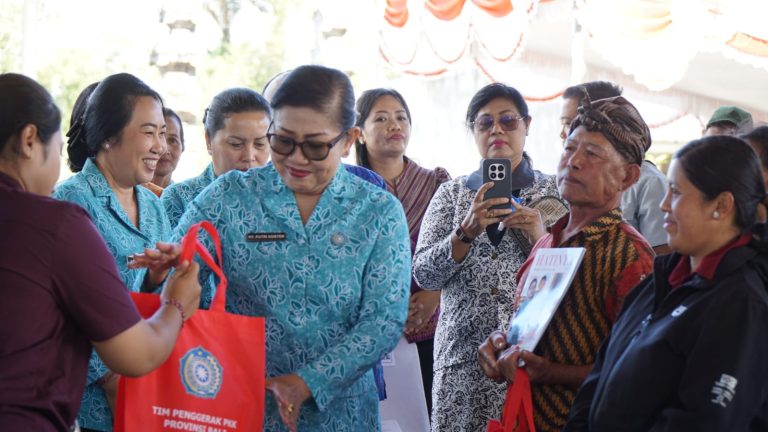TP PKK Provinsi Bali Gelar Aksi Sosial hingga Edukasi Pengolahan Sampah Berbasis Sumber di Kintamani