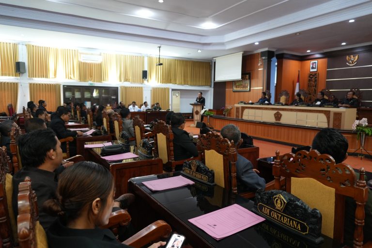 Jadikan Rekomendasi DPRD Sebagai “Kompas”, Bupati Kembang Komitmen Perbaiki Kinerja Jembrana