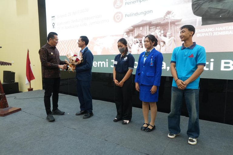 Bupati Jembrana : Program Subsidi Kredit PMI Hadir untuk Ringankan Warga Bekerja ke Luar Negeri