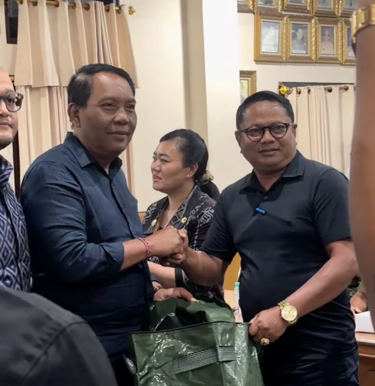 Ketua DPRD Badung Ajak Warga Kuta Tingkatkan Pemilahan Sampah