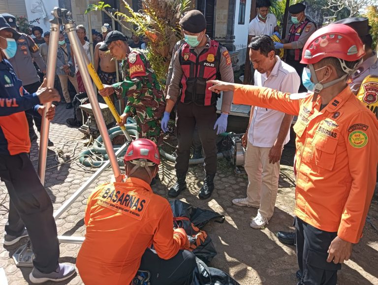 Jatuh ke Sumur Sedalam 4 Meter, Wayan Lanang Warga Desa Bunga Mekar Ditemukan Tewas