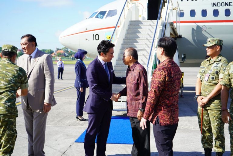 Gubernur Koster Sambut dan Lepas Dua Menhan di Bali, Tandai Penguatan Diplomasi Pertahanan Indonesia-Jepang
