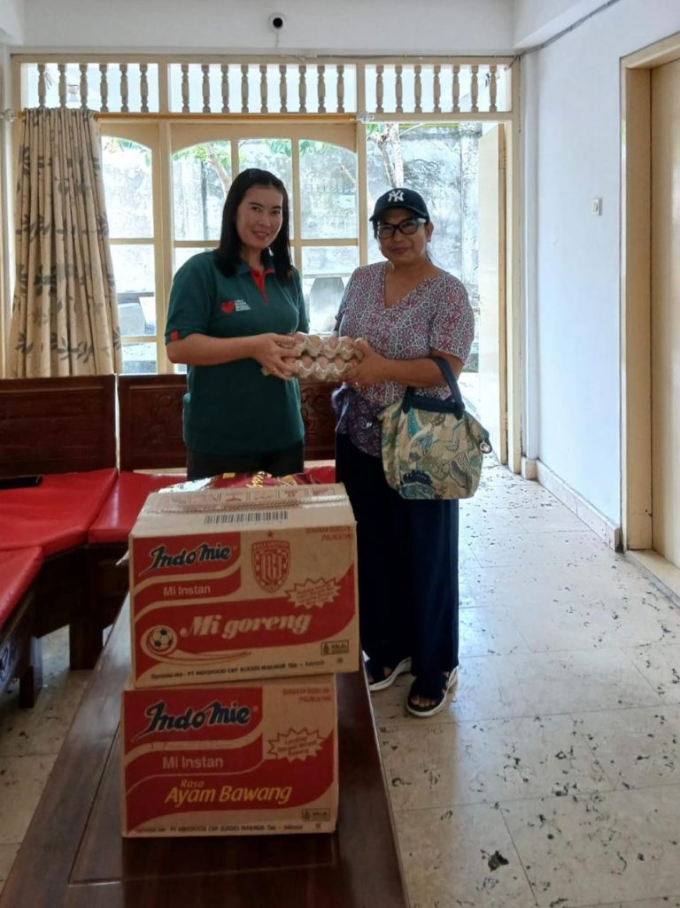 Rajut Kebersamaan di Rumah Singgah, Bantuan Bahan Pokok Dermawan Hadirkan Dapur Hangat untuk Keluarga Penunggu Pasien