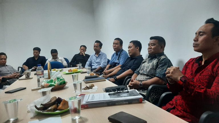 Bungkam Pers Bali Lewat Jalur Perdata, Koalisi Advokat untuk Demokrasi Sebut Gugatan Togar Situmorang Salah Alamat!