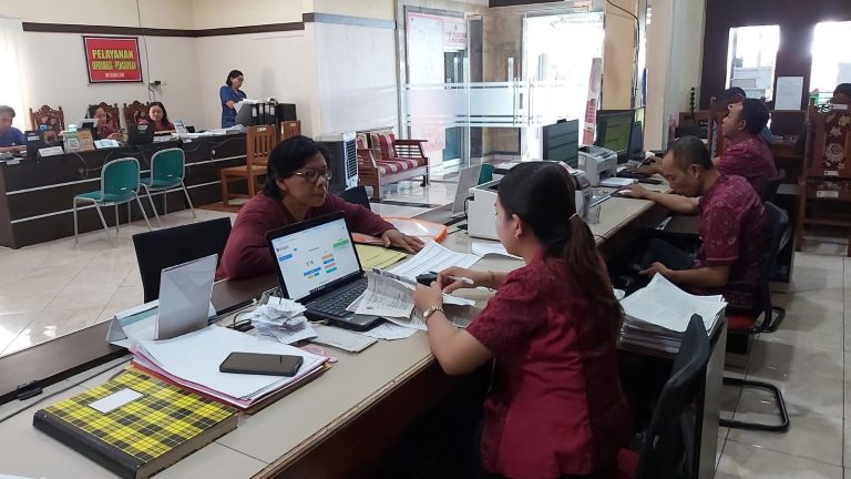 Dukung Program Perlinsos, Disdukcapil Buleleng Kebut Aktivasi IKD