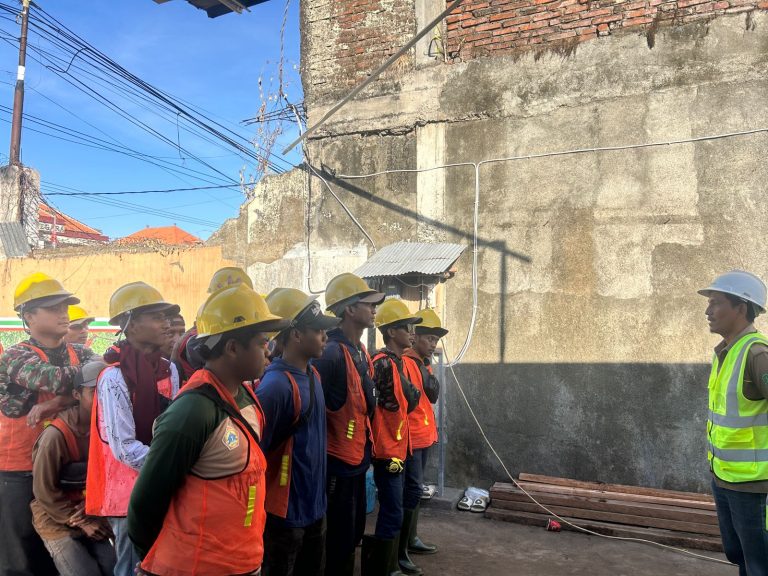Pemkab Jembrana Tegaskan Proyek Penataan Kota dan Pedestrian Patuhi Standar K3. Penerapan K3 Syarat Mutlak Wajib Dipenuhi Kontraktor