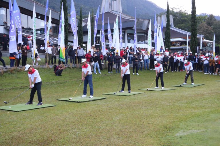 Bupati Sutjidra Membuka Ajang ‘Bupati Buleleng Golf Tournament and Charity 2026’ Di Pancasari