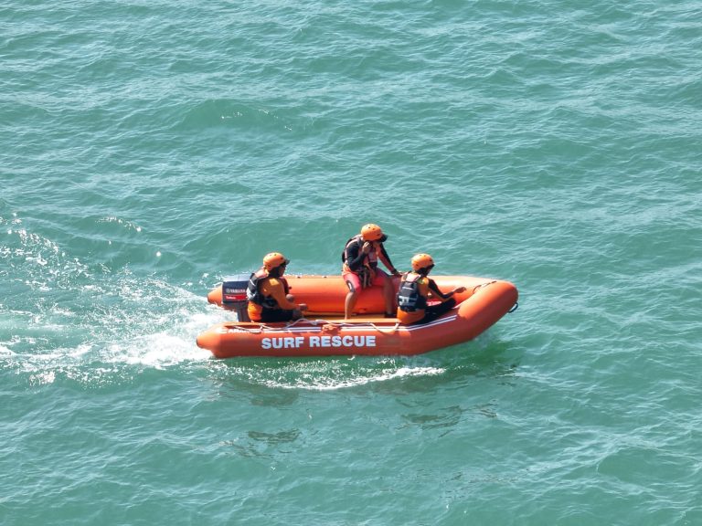 Mandi di Pantai Pererenan Saat Ombak Besar, Remaja Asal Dalung Hilang Terseret Arus