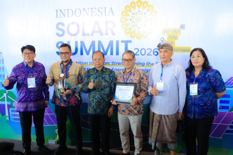 Gubernur Koster Targetkan Bali Bebas Pembangkit Tenaga Fosil, PLTS Jadi Andalan Menuju Net Zero Emission 2045