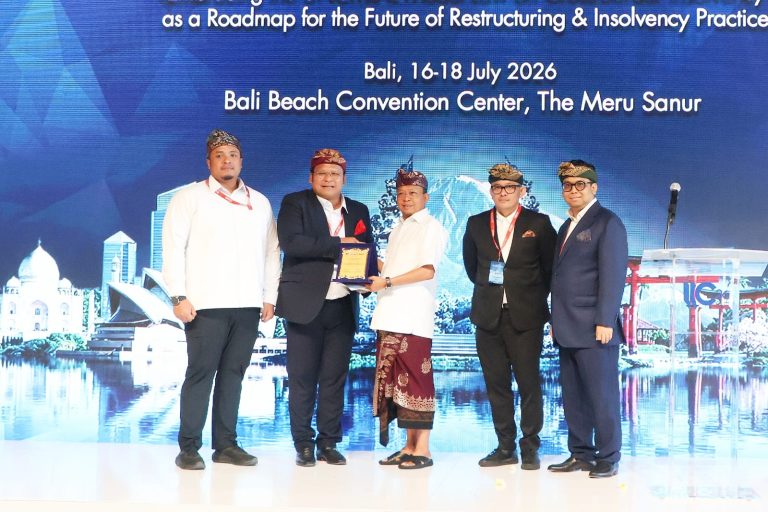 Hadiri IIC 2026, Gubernur Koster Harapkan Kualitas Kepastian Hukum Investasi Semakin Meningkat