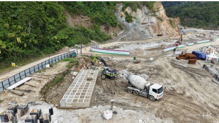 Jelang HUT RI, Hutama Karya Kebut Penanganan Darurat Jalan Longsor di Aceh dan Sumatera