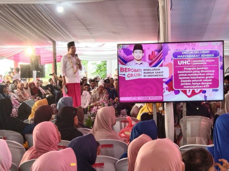 Tak Perlu Lagi ke Dispendukcapil, Warga Jember Kini Bisa Urus Adminduk Tuntas di Kantor Kecamatan