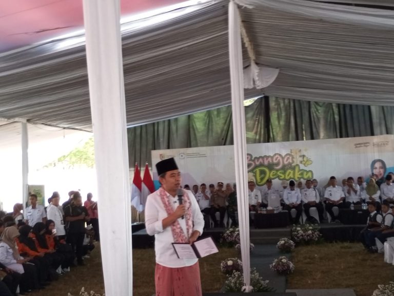 Bupati Jember Motivasi Siswa SMP Negeri 1 Mayang: Hormati Guru, Gemar Membaca, dan Berani Bermimpi