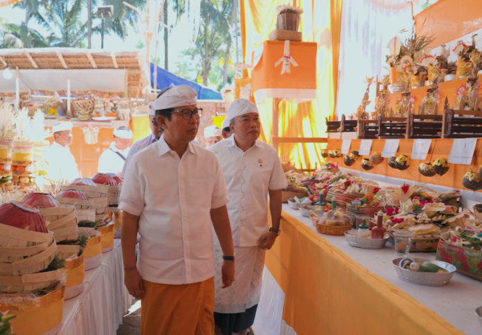 Karya di Desa Adat Balangan (1)