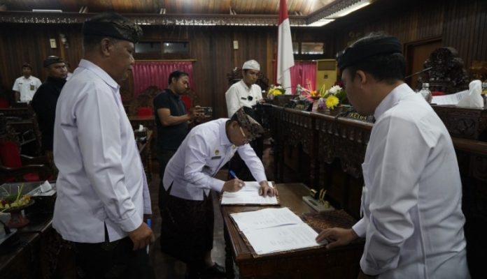 dprd-klungkung-sepakati-kua-ppas-2027-dan-perubaha-800-2026-08-14-181349_0