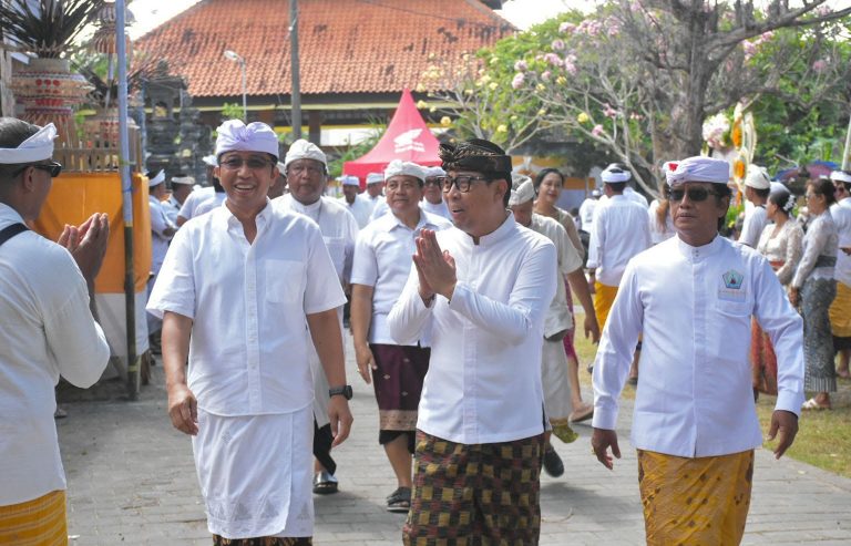 Wawali Arya Wibawa Apresiasi Gotong Royong Krama Kepaon Sukseskan Karya Baligia Punggel dan Mepandes