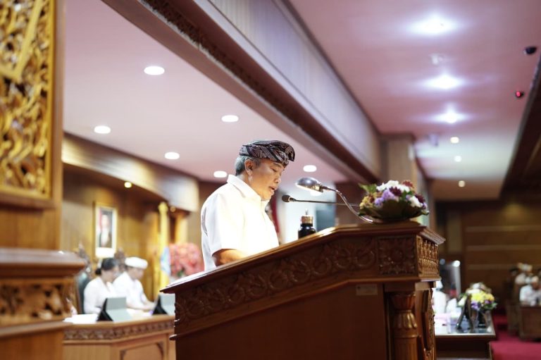 Fraksi PDI Perjuangan Soroti Gubuk Liar hingga Kemacetan dalam Perubahan APBD Badung 2026