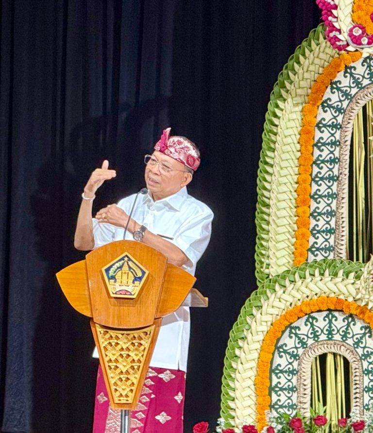 Buka Utsawa Dharma Gita XXXIII Bali 2026, Gubernur Koster Tegaskan Pentingnya Membangun SDM Bali Unggul dan Berintegritas