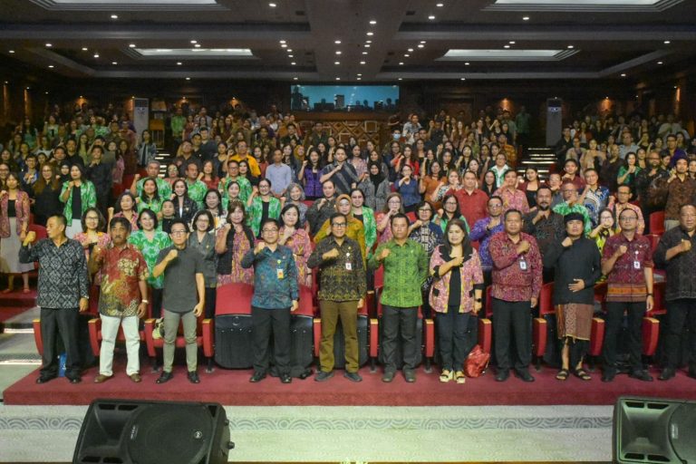 Sekda Eddy Mulya Hadiri HUT INI dan IPPAT, Dorong Inovasi PERINTIS 10 Hari Percepat Pelayanan Peralihan Hak