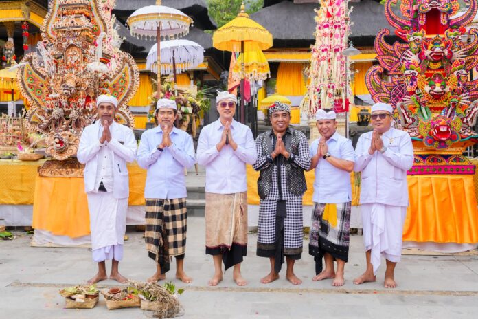 Pura Pasar Agung Besakih (1)