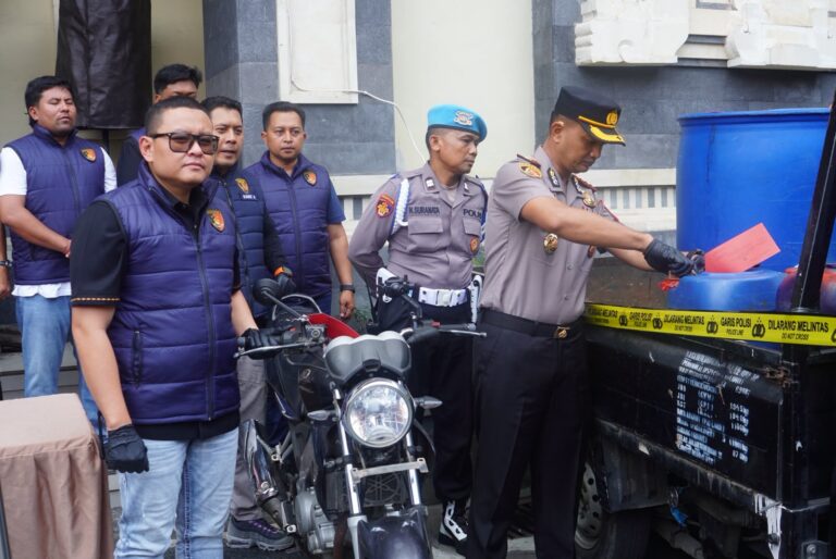 Pertalite Subsidi Dibeli Berulang Kali untuk Dijual Kembali, Polisi Sita 795 Liter di Denpasar
